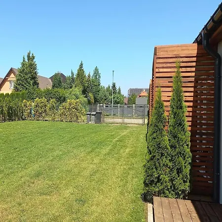 Single-story Homes In A Quiet Area بيت للعطل